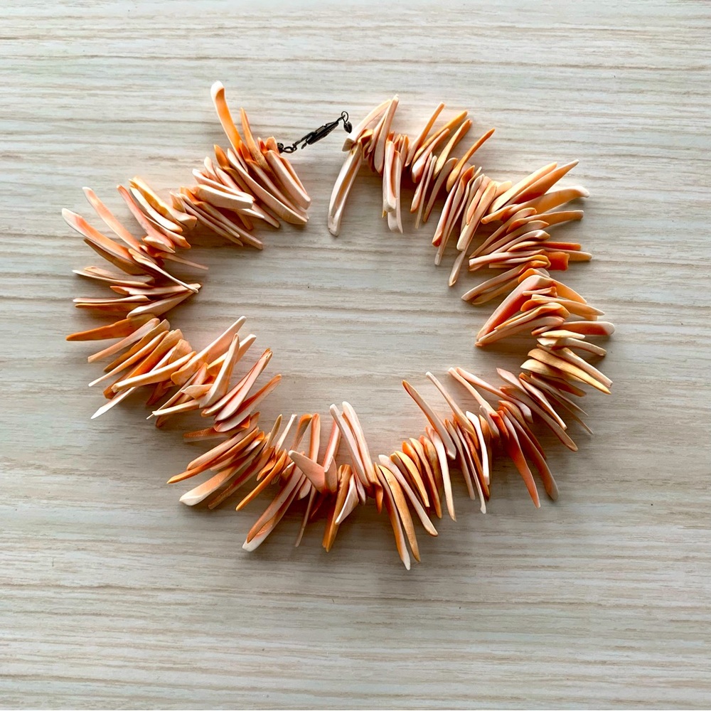 Y2K Shell Necklace